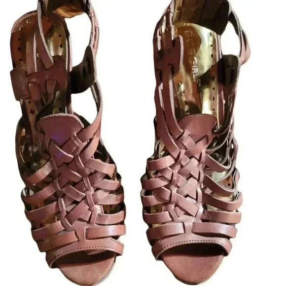 BCB Girls Strappy Wedge Sandals 4" heels Bronze 8B/38 - Picture 2 of 10